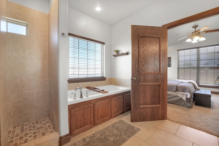 Home For Sale In Elk City, Oklahoma - image 25