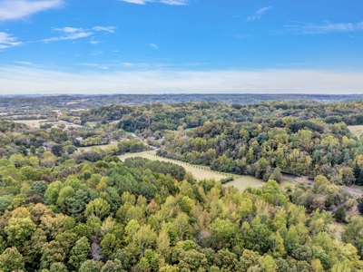 Majestic 29 Acre Property - image 9