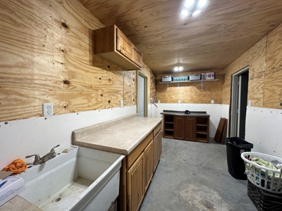 Farm with 150 Acres in Salem, Perfect for Livestock! - image 39