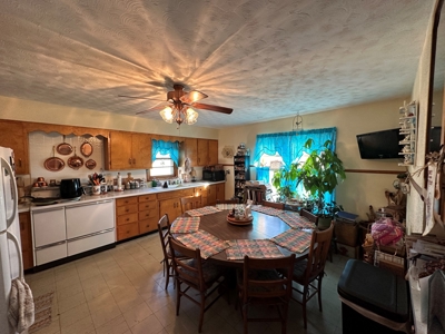 Farm with 150 Acres in Salem, Perfect for Livestock! - image 17