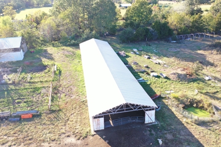 Farm with 150 Acres in Salem, Perfect for Livestock! - image 7
