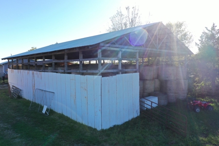 Farm with 150 Acres in Salem, Perfect for Livestock! - image 49