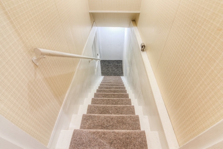 Beautiful West Valley Home - image 17