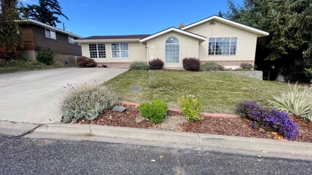Beautiful West Valley Home - image 1