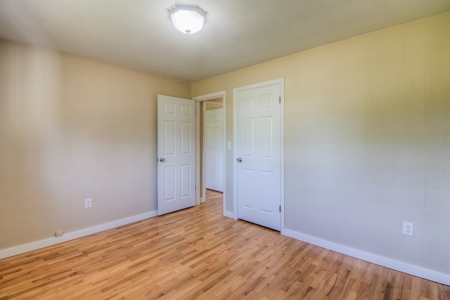 Beautiful West Valley Home - image 23