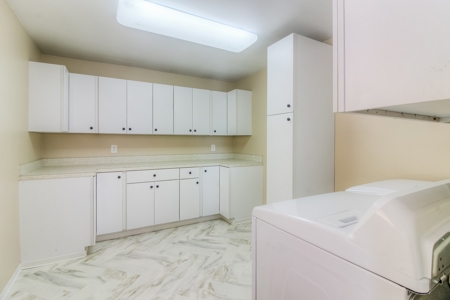 Beautiful West Valley Home - image 7