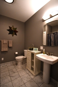 6 Bed 5 Bath Home sits on 20 Acres on the Golf Course - image 24