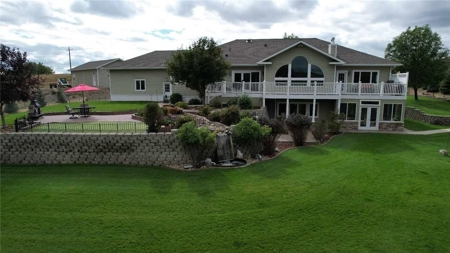 6 Bed 5 Bath Home sits on 20 Acres on the Golf Course - image 49