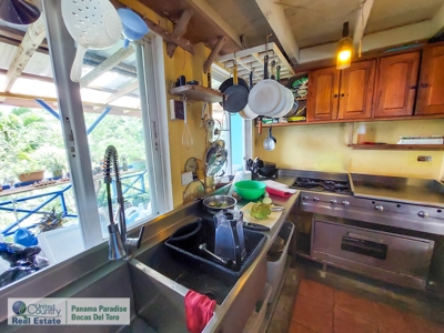 Beachfront Hotel, Bluff Beach, Bocas del Toro, Panama - image 18