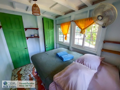 Beachfront Hotel, Bluff Beach, Bocas del Toro, Panama - image 24