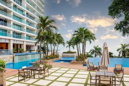 Oceanfront Apartment PH Bahia Resort Nueva Gorgona *Sold¨* - image 14