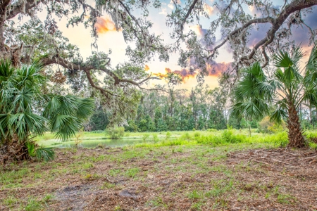 572 +/- Ac With Convention Center, Horse Trails For Sale! - image 29