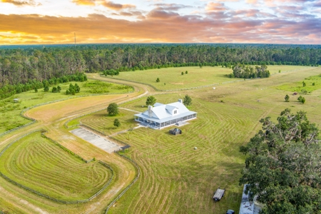 572 +/- Ac With Convention Center, Horse Trails For Sale! - image 4