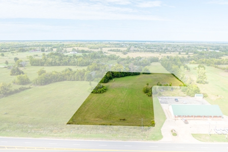 Prime Commercial Land For Sale in Hugo Oklahoma - image 1