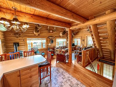 The Pines Hideaway: A Fort Peck Lake Log Cabin Retreat - image 25