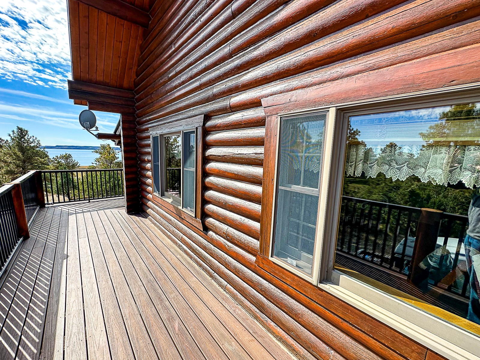 The Pines Hideaway: A Fort Peck Lake Log Cabin Retreat - image 16