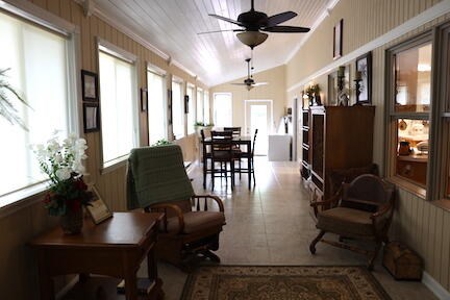 Home in Town For Sale in Thayer, MO - image 33