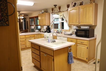 Home in Town For Sale in Thayer, MO - image 28