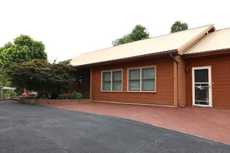 Home in Town For Sale in Thayer, MO - image 20