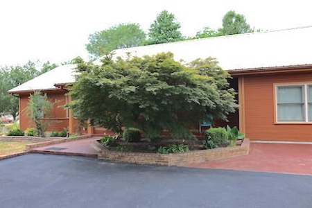 Home in Town For Sale in Thayer, MO - image 19