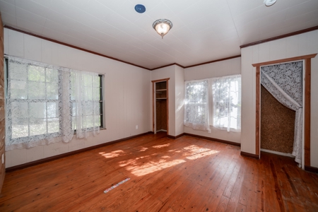 Home For Sale in Longview, Texas - image 14