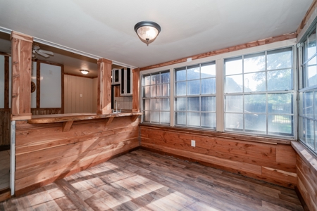 Home For Sale in Longview, Texas - image 31