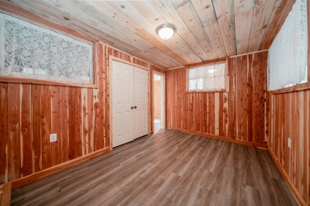Home For Sale in Longview, Texas - image 23