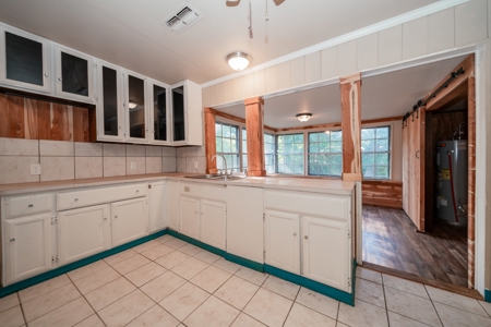 Home For Sale in Longview, Texas - image 28