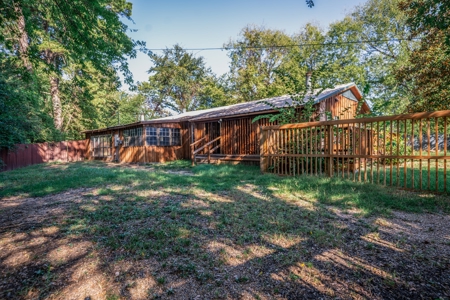 Home For Sale in Longview, Texas - image 4
