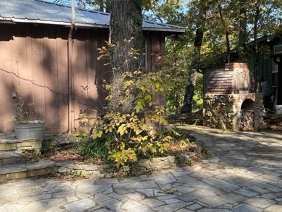 Cabin on the Spring River For Sale in Hardy AR - image 27