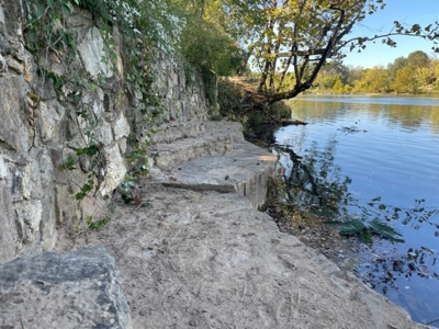 Cabin on the Spring River For Sale in Hardy AR - image 3