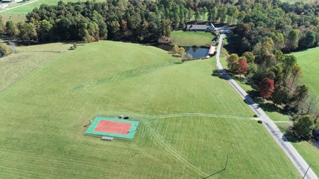 Country home for sale in Kings Mountain Kentucky on 20.53 ac - image 2