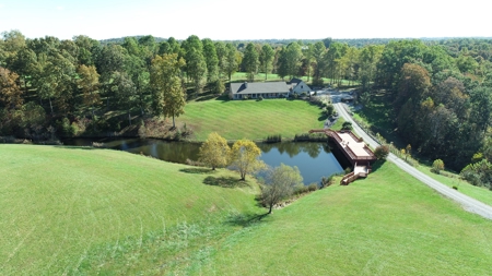 Country home for sale in Kings Mountain Kentucky on 20.53 ac - image 7