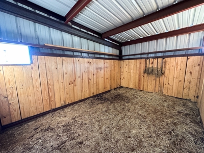 Experience Country Living at Its Finest - image 33