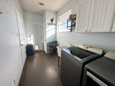 Experience Country Living at Its Finest - image 25