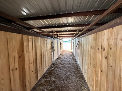 Experience Country Living at Its Finest - image 32