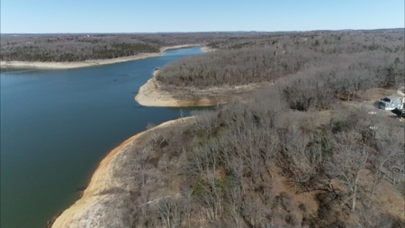 Home on Bull Shoals Lake, Noland Point with 2 Slip Boat Dock - image 5