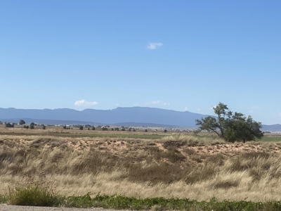 105.69 acres 3 miles north of Moriarty, NM in Santa Fe Co - image 1