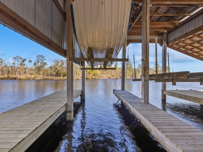 Waterfront Home Suwannee River Suwannee Florida - image 20