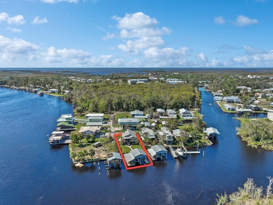 Waterfront Home Suwannee River Suwannee Florida