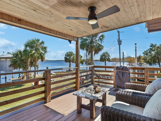 Waterfront Home Suwannee River Suwannee Florida