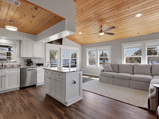 Waterfront Home Suwannee River Suwannee Florida