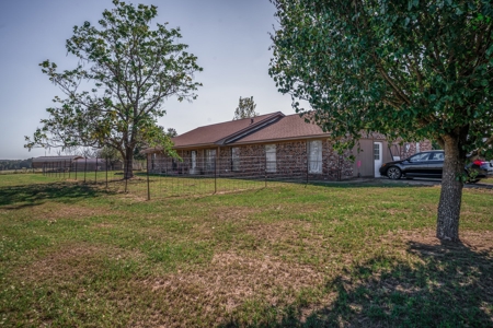 East Texas Ranch and Country Home along Little Cypress Bayou - image 1