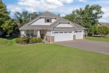 Home For Sale Guthrie Logan County Oklahoma Properties - image 3