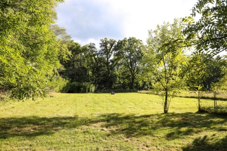 Unique ranch home, on almost an acre in Richland - image 3