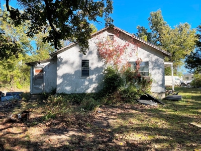 Fixer Upper In Salem Arkansas - image 3