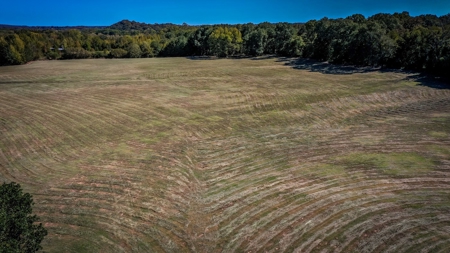 Picturesque Farm on the Arkansas River - image 31