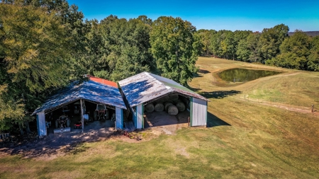 Picturesque Farm on the Arkansas River - image 28
