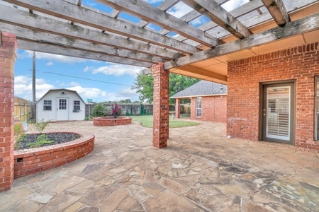 Home For Sale In Altus, Oklahoma - image 30