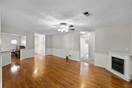 TN Country Home for Sale -Wrap Around Front Porch & Workshop - image 2